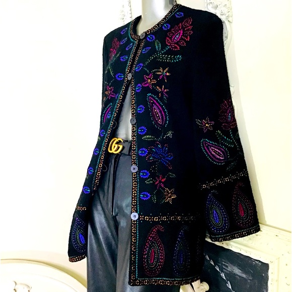 Black Floral Embroided Wool Blend Mid-Length Jacket